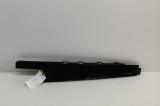 Ornament vertical ușă dreapta spate LAND ROVER DISCOVERY V L462 2017 OEM: HY32-255A80-A 22809404