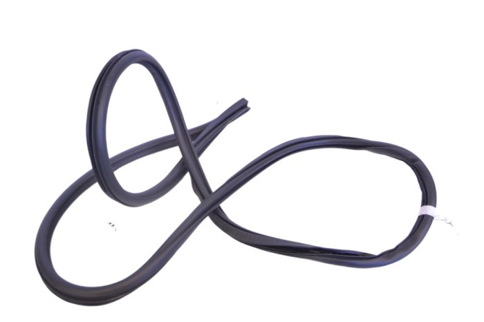 Garnitura ușă dreapta spate PORSCHE CAYENNE 9Y0/9Y3 2020 OEM: 9Y3833721 | 17994930