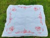 Fata de masa vintage bumbac cusuta manual ata rosie 122x136cm, broderie pitici gnomi model narativ retro, decor rustic bucatarie lucru de mana