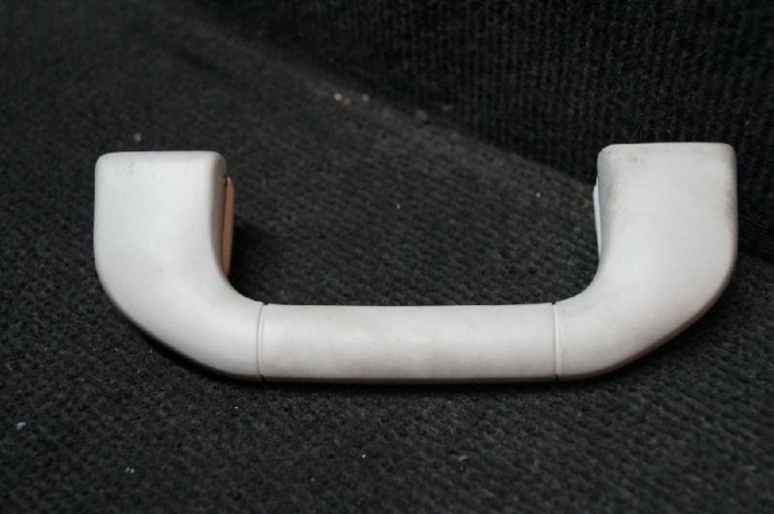 M&acirc;ner plafon st&acirc;nga față MERCEDES-BENZ E W212 2010 OEM: A2048100051 2132383