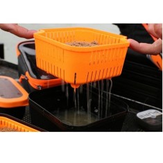 SITA GURU PENTRU MOMEALA 16X16X6.5CM