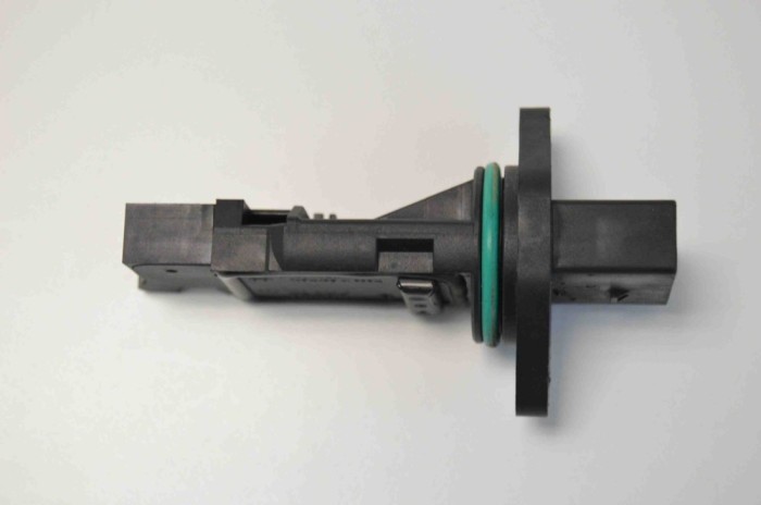 Debitmetru de aer VW PASSAT B6 3C2 2008 OEM: F00C2G2055792031C 1511224
