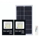 Set 2 proiectoare solare eMazing, 200 LED-uri, 30W, panou solar, 1.2AH, telecomandă, suport montaj, ABS, 13x13.5 cm, negru
