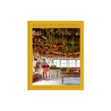 Designing with Dried Flowers: Creating Everlasting Floral Arrangements