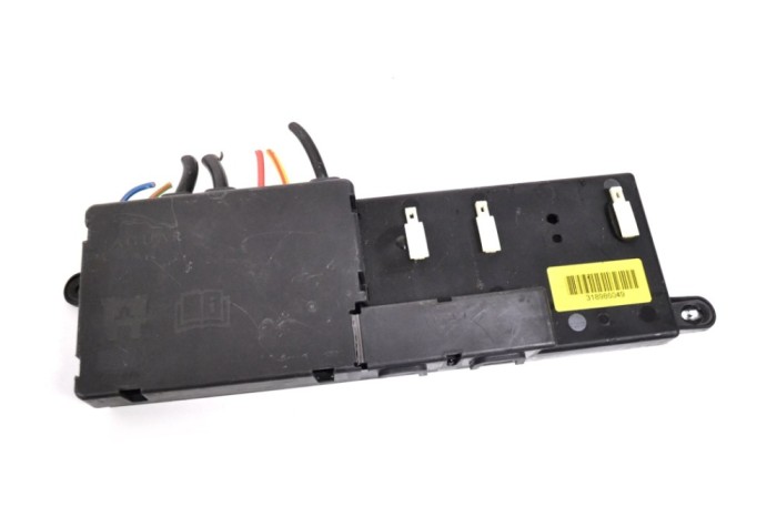 Panou de siguranțe JAGUAR XJ X351 2011 OEM: 318986049 13796210