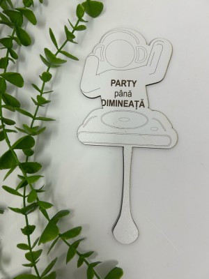 Props in forma de DJ din MDF foto