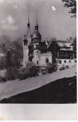 AS - ILUSTRATA 1202, SINAIA - MUZEUL PELES, ANUL 1957, cu perforari foto