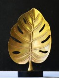 Accesoriu de design interior frunza aurie exotica