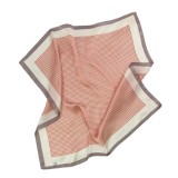 Cumpara ieftin Esarfa din satin Pink