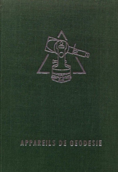 Appareils de geodesie (AG237)