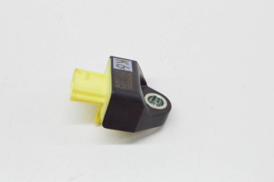 Senzor de impact st&amp;acirc;nga spate TOYOTA CAMRY _V7_ 2019 OEM: 89831-33090 20618076 foto