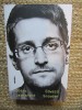 Edward Snowden - Dosar permanent, Brosata