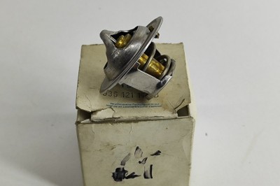 Termostat VW GOLF II Van 19E, 1G1 1984 OEM: 036121113B 24309037 foto