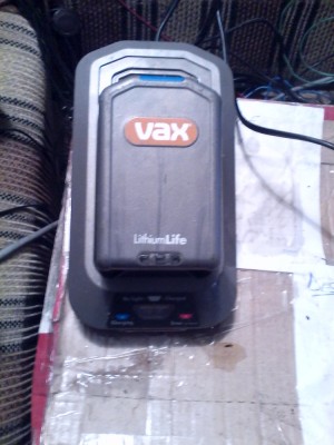 Incarcator Acumulatori VAX + 1 Acumulator MD BH03120 UK foto