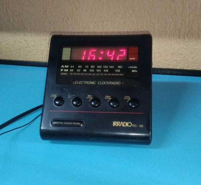 Digital clock radio iRRADIO RC-86 foto