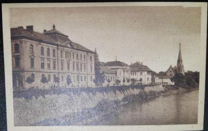 Carte postala, Lugoj, liceul C. Brediceanu si teatrul Grozavescu, perioada interbelica