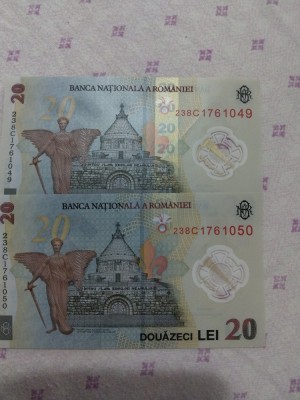 2 Bancnote de 20 robi cu serii consecutive foto