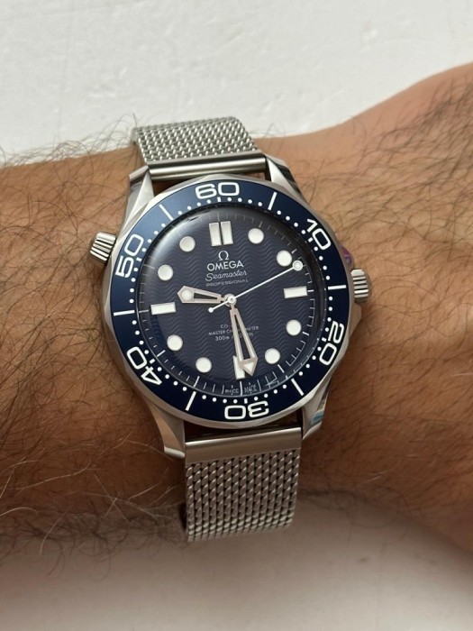 CEAS OMEGA SEAMASTER 300 - James Bond 60th Anniversary - Cal. 8806 - 42mm !