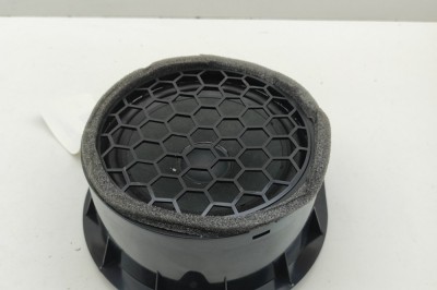 Difuzor ușă dreapta spate AUDI Q8 4MN 2021 OEM: 4M8035411A 31722863 foto