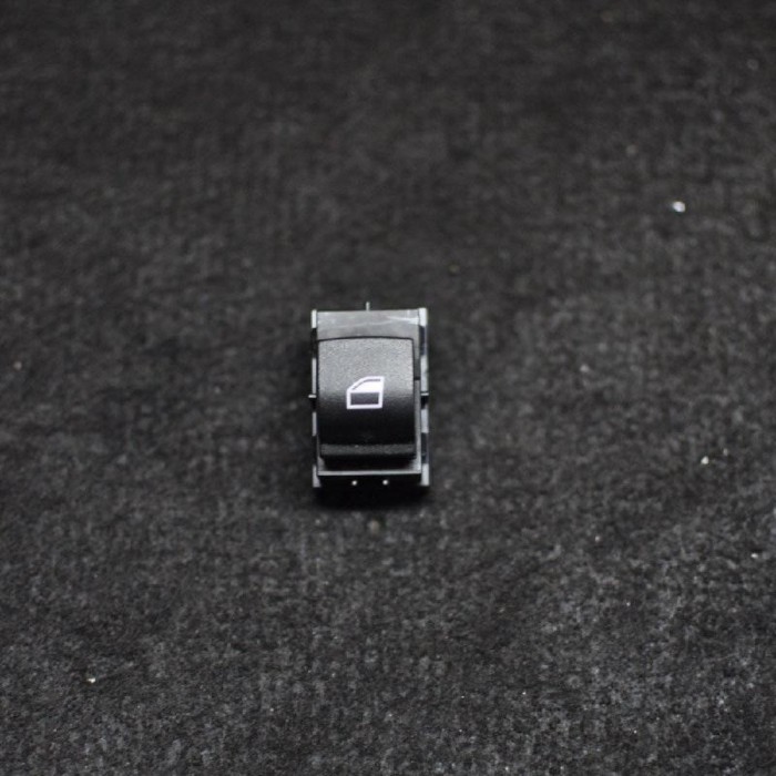 Buton geam ușă st&acirc;nga față BMW 3 F30, F80 2013 OEM: 9208107 2097959