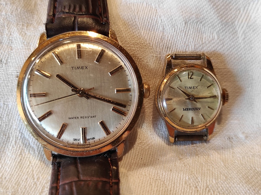 Lot 2 TIMEX ANGLIA CEASURI MECANICE de mana Barbatesc FUNCTIONAL cu curea +  DAMA | Okazii.ro