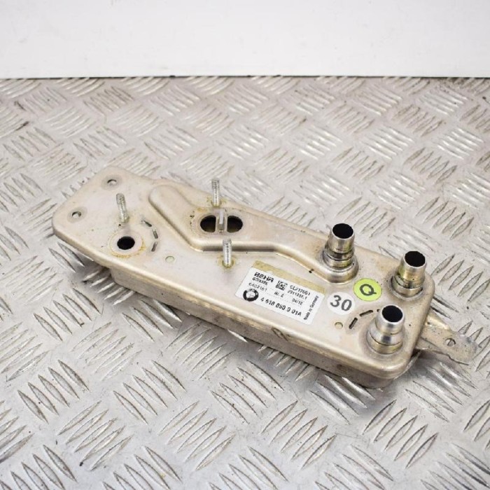 Răcitor de ulei BMW 5 F10 2011 OEM: 4610050901A6402161 | 2624549