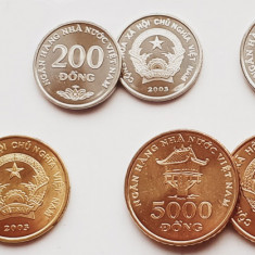 01B32 Vietnam set 5 monede 200, 500, 1000, 2000, 5000 Dong 2003 UNC