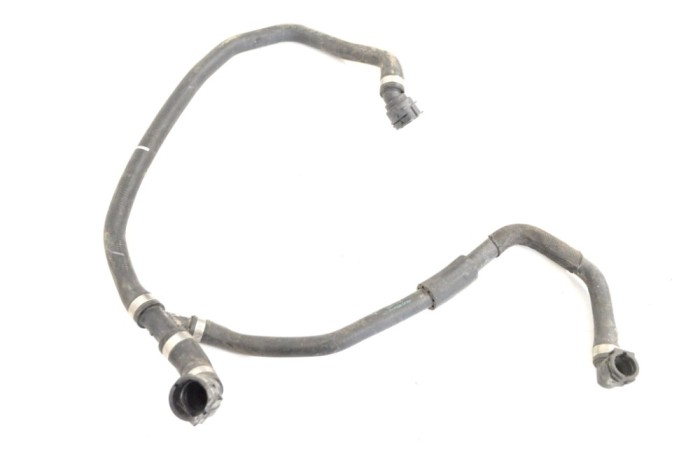 Furtun de lichid de răcire BMW 4 Coupe F32, F82 2015 OEM: 2284691 12216428