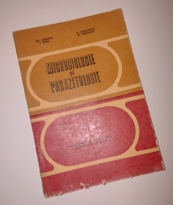 MICROBIOLOGIE SI PARAZITOLOGIE - Gheorghe Dimache - anul 1978 foto