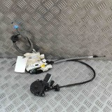 &Icirc;ncuietoare ușă dreapta spate AUDI Q7 4M 2016 OEM: 4M0839016L,4M0839004 32066118