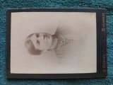 fotografie celebru atelier Gerstl Bucarest , Calea Victoria , anii 1910 -1920 ,dimensiune 16cm x11 cm Portret de cabinet .Doamna .