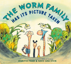 The Worm Family Has Its Picture Taken foto