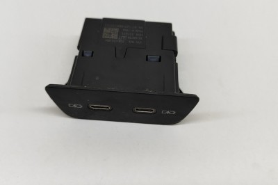 USB VW ID.3 E11 2021 OEM: 2G6035954 22087803 foto