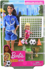 BARBIE PAPUSA CARIERE SET SPORT ANTRENOR DE FOTBAL BRUNETA foto