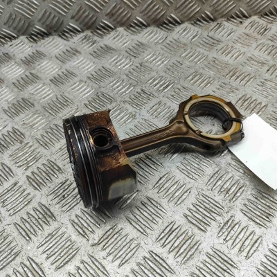 Piston NISSAN MURANO II Z51 2007 OEM: 121004W00C,A2010JP00C foto