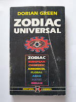 ZODIAC UNIVERSAL - Dorian Green foto