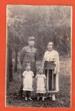 AMS @ - FOTO PERIOADA INTERBELICA - BAILE CALIMANESTI, PLUTONIER MAJOR CU FAMILIA, PERIOADA FERDINAND, 1925, COSTUME NATIONALE