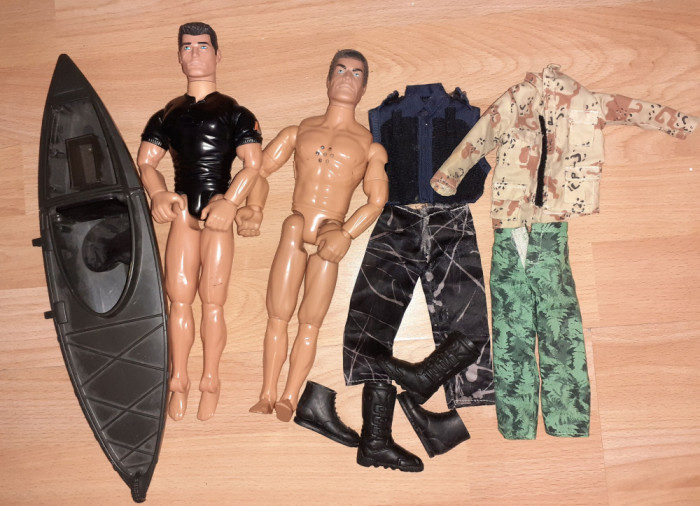 Action Man 2 figurine caiac haine incaltari accesorii S2 S