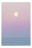 Tablou Canvas, "Luna ascendentă peste orizont marin", Lună, Apus, Ocean, Seninătate, Pastel, Liniște, Cer, Bl&acirc;ndețe, 26 x 39 cm, CMCLASS