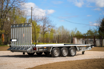 MARTZ BAU 3 400/3 - 3500 kg (poate fi detarată), 3 axe, 395 X 180 CM foto