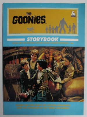 THE GOONIES , STORYBOOK , story by STEVEN SPIELBERG , 1985 foto