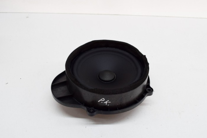Difuzor ușă st&acirc;nga față LAND ROVER DISCOVERY IV L319 2013 OEM: BH22-18808-DA,41018702 14393307