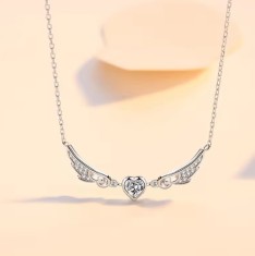 Lantisor Argint 925 Aripi de Inger si Inima, Placat cu Rodiu - ALCA Fine Jewelry