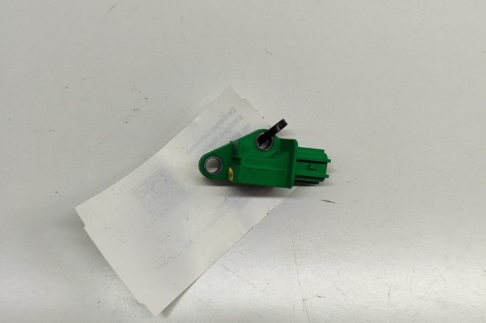 Senzor de impact lateral dreapta AUDI Q5 8R 2015 OEM: 1K0909606C 30716218
