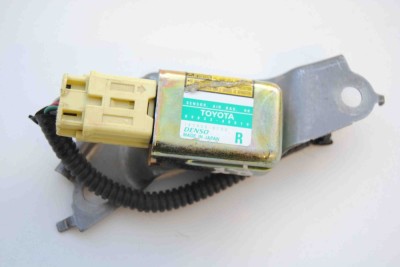 Senzor de impact dreapta spate LEXUS RX _U3_ 2004 OEM: 89833-48010 | 1745266 foto