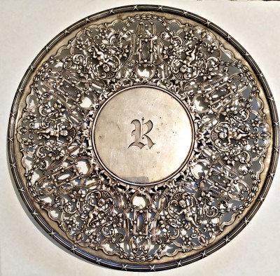 FRUCTIERA DECORATIVA BOGAT ORNAMENTATA ARGINT 925/1000 462 GR. DIAMETRU 29,3 CM foto