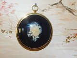 Miniatura Peter Bates , UK, 1975, colectia flori, trandafir in camee,