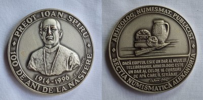 Preot Ioan Spiru - arheolog, numismat, publicist medalie SUPERBA &amp;amp; Rara la cutie foto