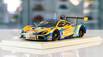 2019 McLaren 720S GT3 - Spark 1/43 foto