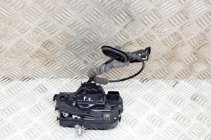 &Icirc;ncuietoare ușă st&acirc;nga față FORD FIESTA VII 2023 OEM: H1BA-A21813-TG,H1BB-A218A00-AE 20388433